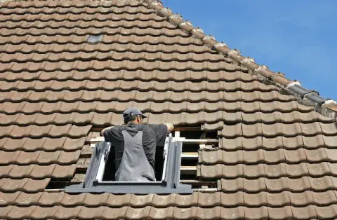 Pose de velux - Saint-Carreuc